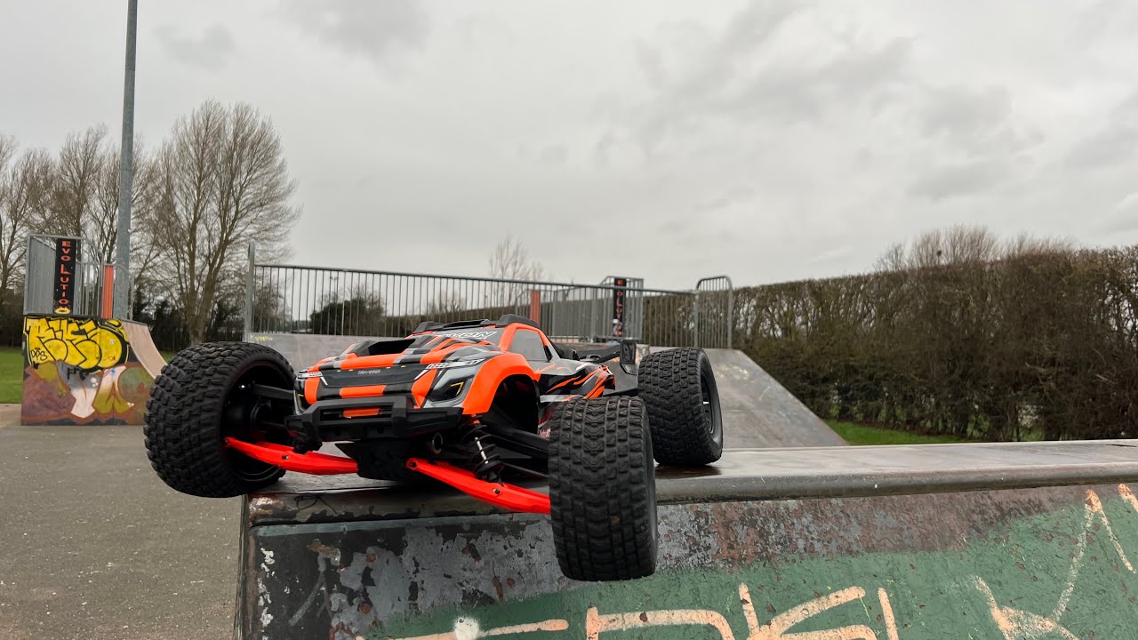 Traxxas xrt extreme bash