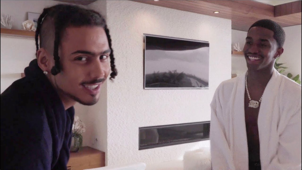 Quincy - Options ft. King Combs [Official Video]