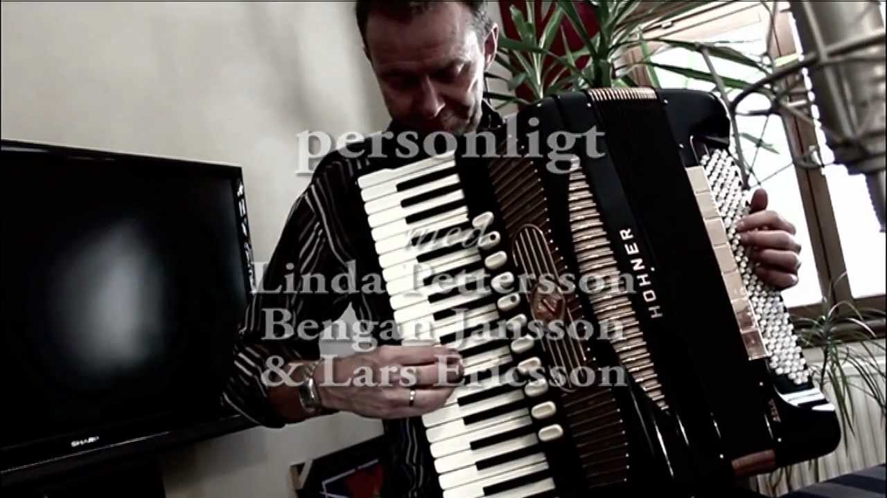 NOVELTY ACCORDION - Linda Pettersson, Bengan Janson & Lars Ericsson