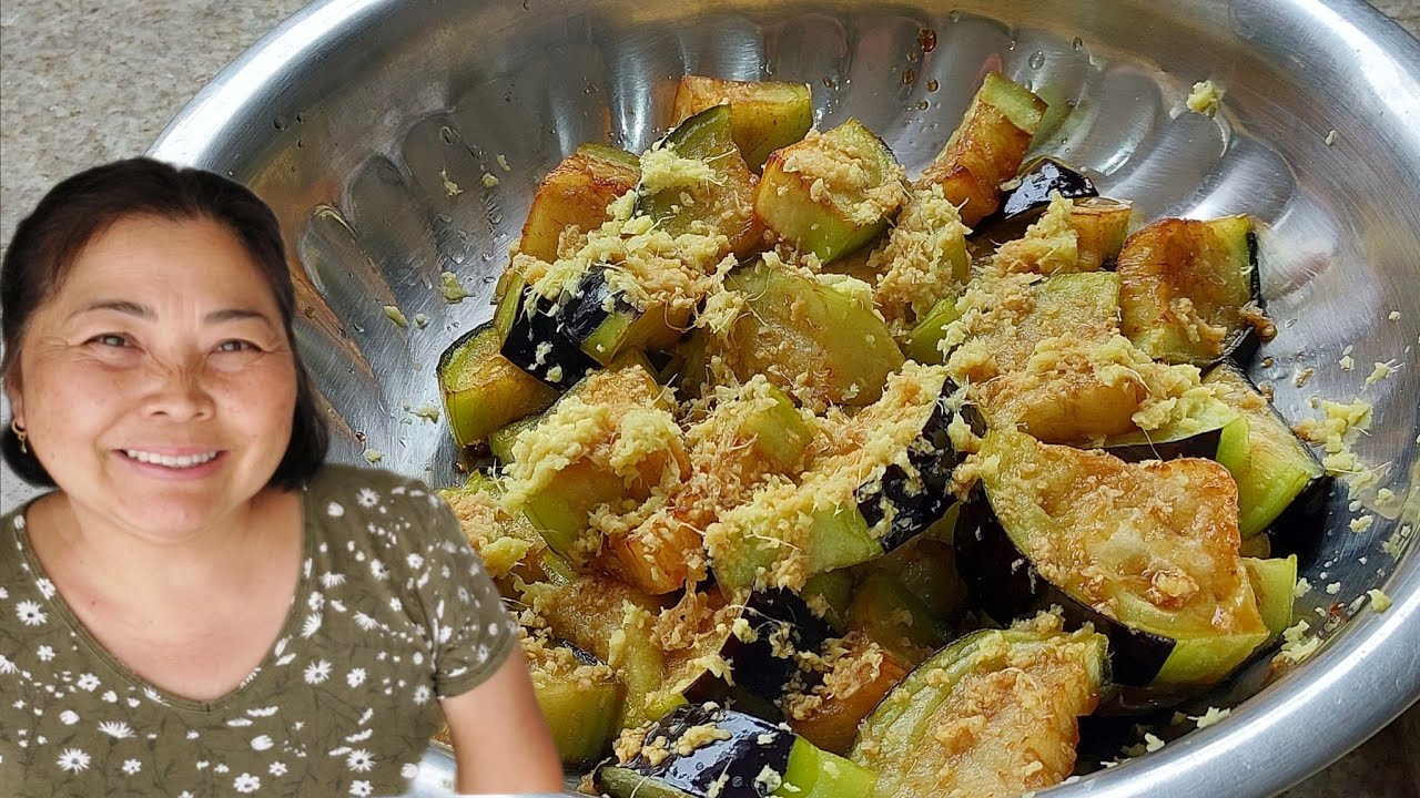 FIZ BERINGELA FRITA E BOLINHO DE CHUVA DE FUBÁ | mostrando rotina diária da tarde na chácara