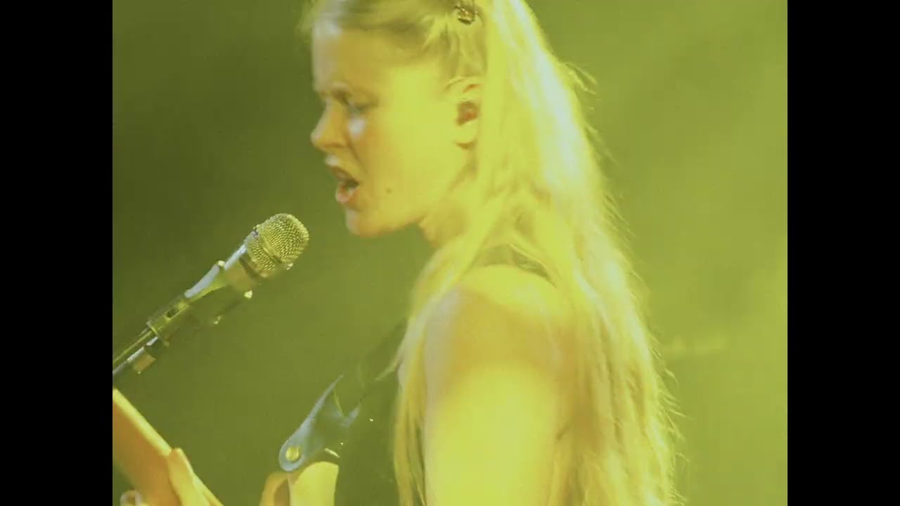 Alice Phoebe Lou - Dirty Mouth (Live at Lodge Room)