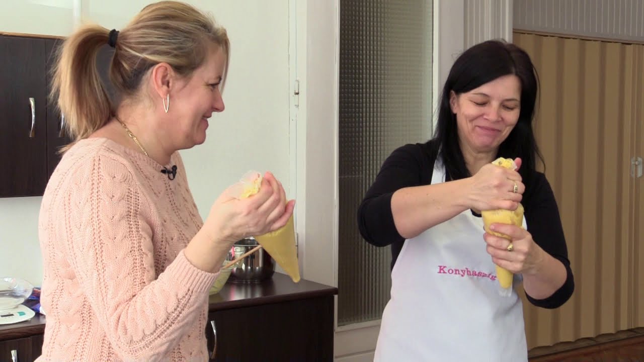 Konyhasziget – A képviselőfánk elkészítésének lépései