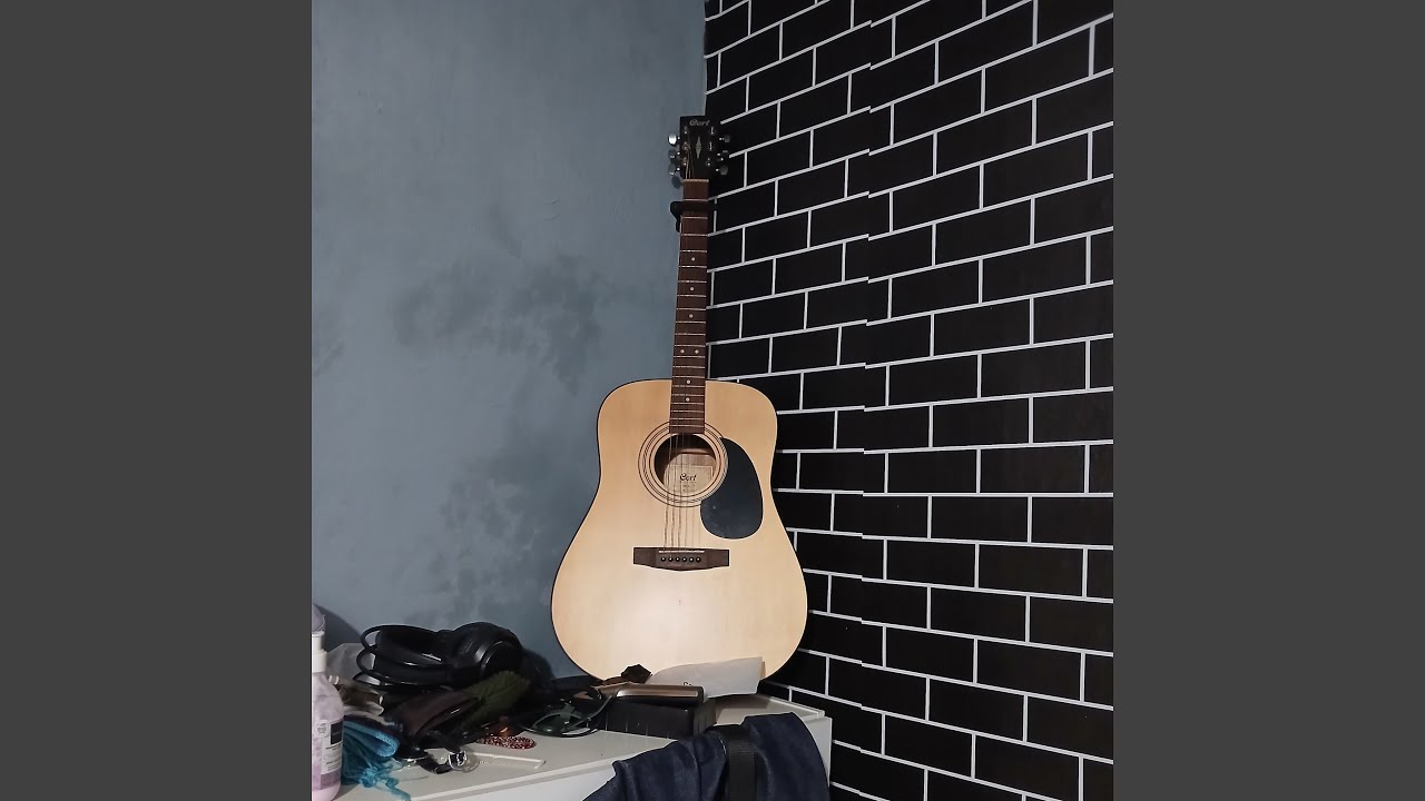 Dalam diamku