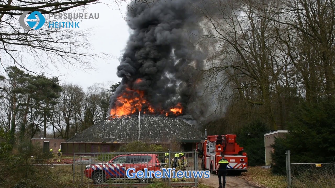 Flinke rookontwikkeling en asbest bij grote brand in Doorwerth