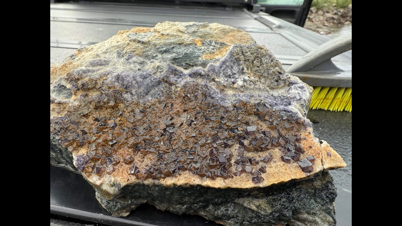 Road Cut for Fluorite & Barite Crystals