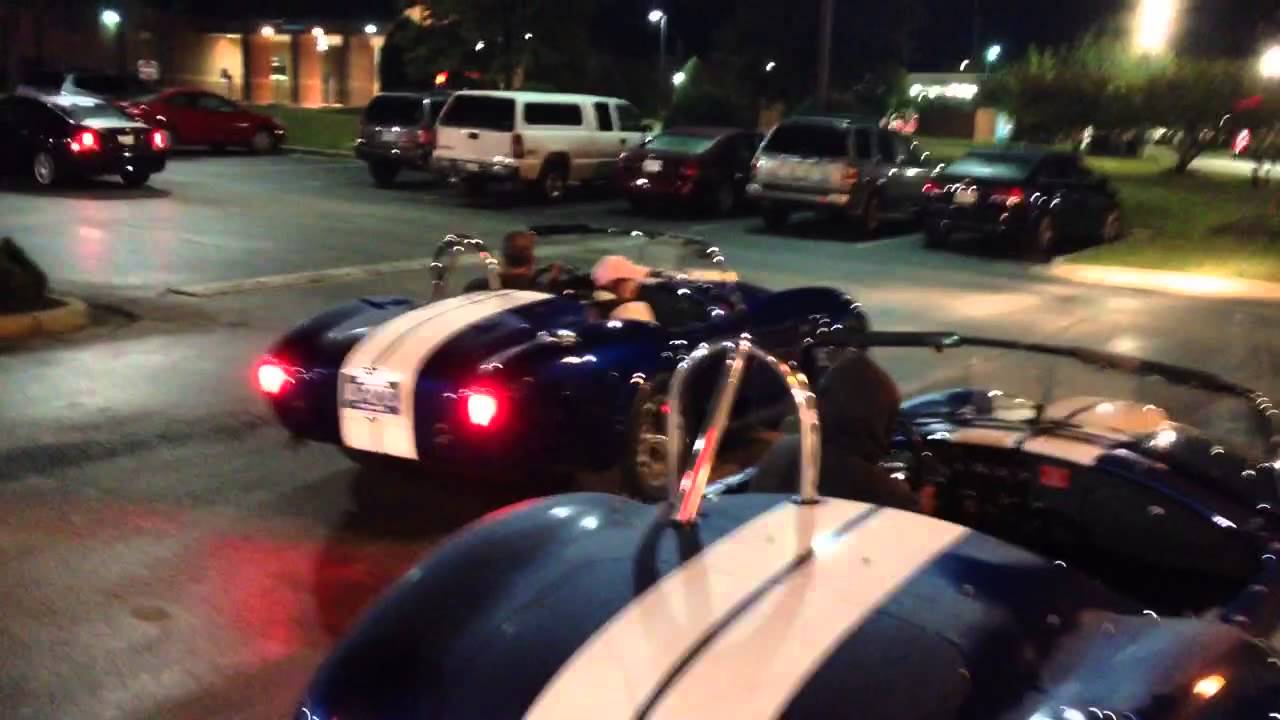 SUPERFORMANCE COBRAS DOING BURNOUTS OCTOBER 2013 WITH BMC
