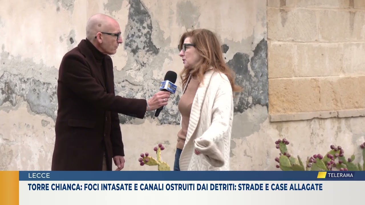 Torre Chianca: foci intasate e canali ostruiti dai detriti: strade e case allagate