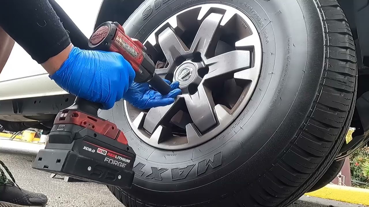 Mobil Mechanic Nissan Frontier Tie Rods Replacement