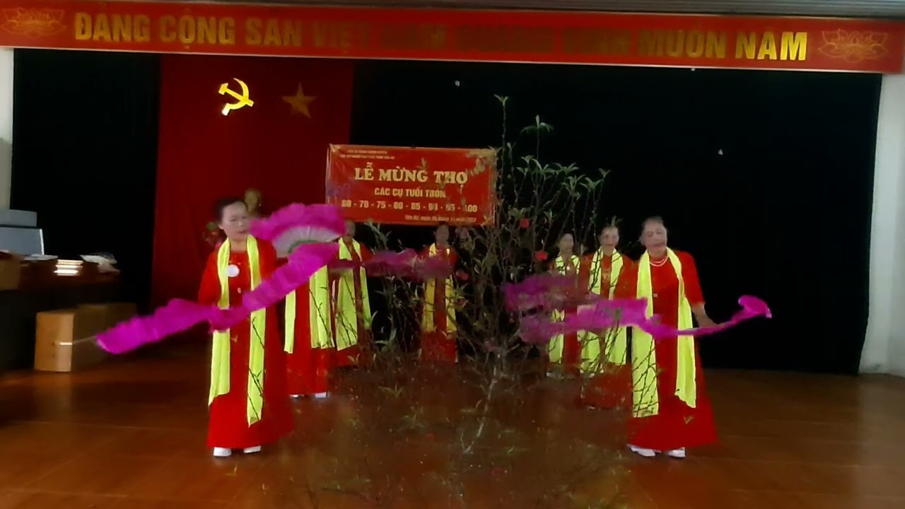 Múa chèo:Biển trời cao rộng tình cha -CLB cao tuổi Yên bồ vật lại ba vì hà nội biểu diễn (5/2/2024)