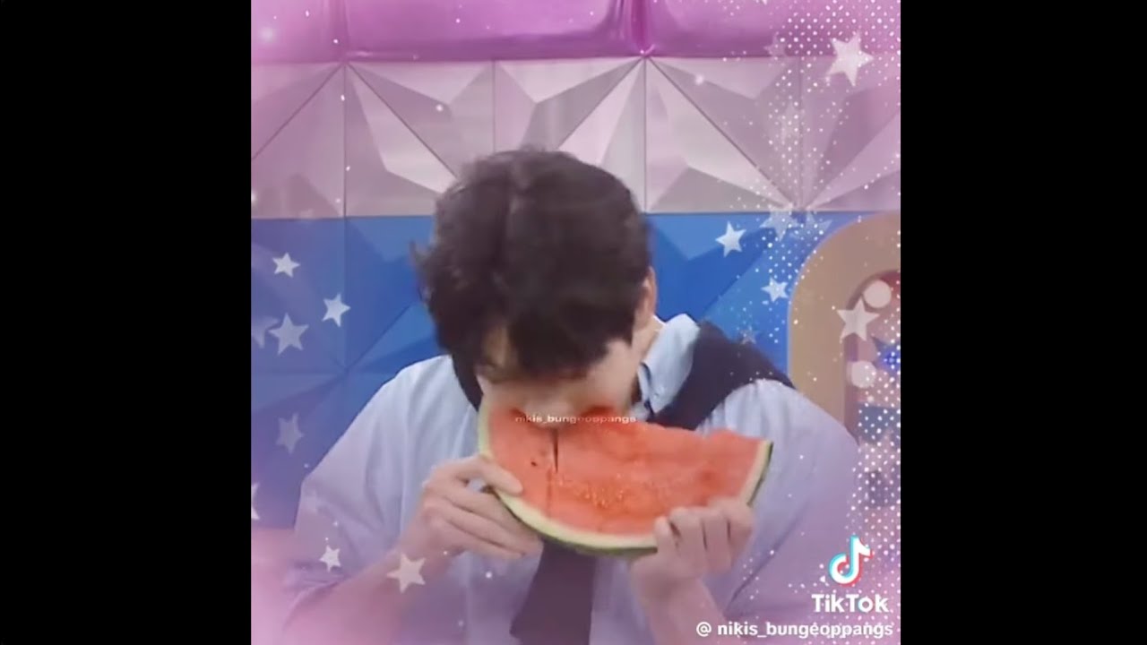 txt tiktoks to eat watermelon to 🍉 ✧˖°𖧵