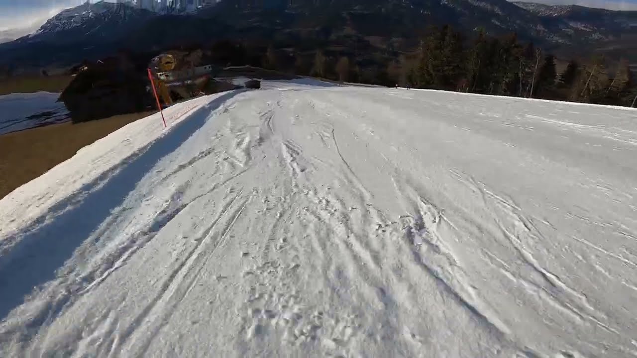 Skiing on Black 1a to Dirtlerhof on Hauser Kaibling