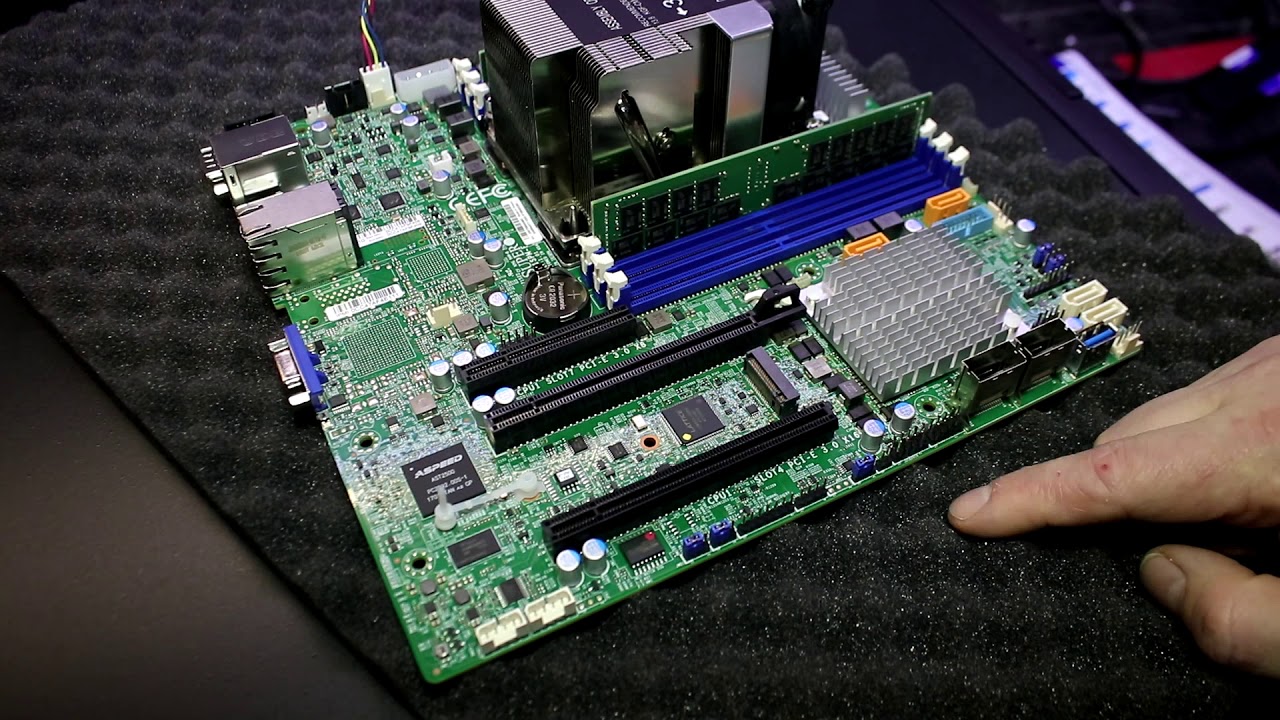 Малышка на 3647