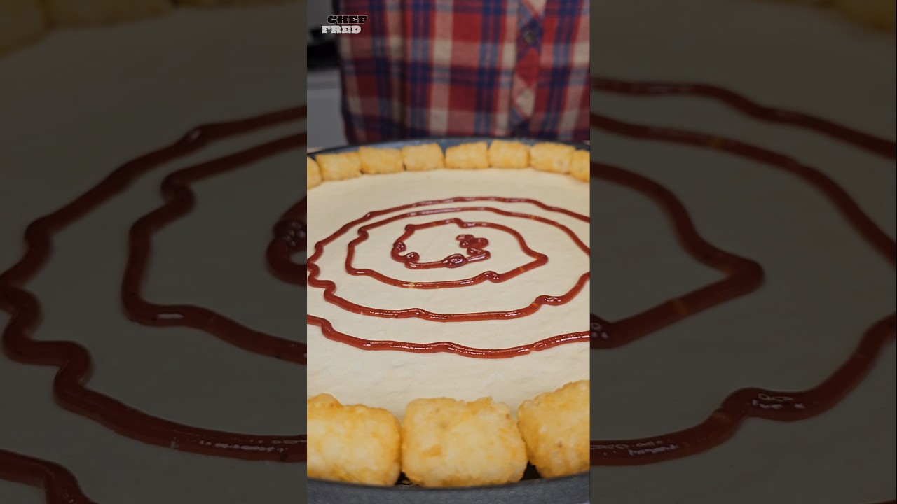 Minecraft's Tater Tot Breakfast Pizza Blockbuster!🥔🍕 #shorts #minecraft #tatertot #pizza