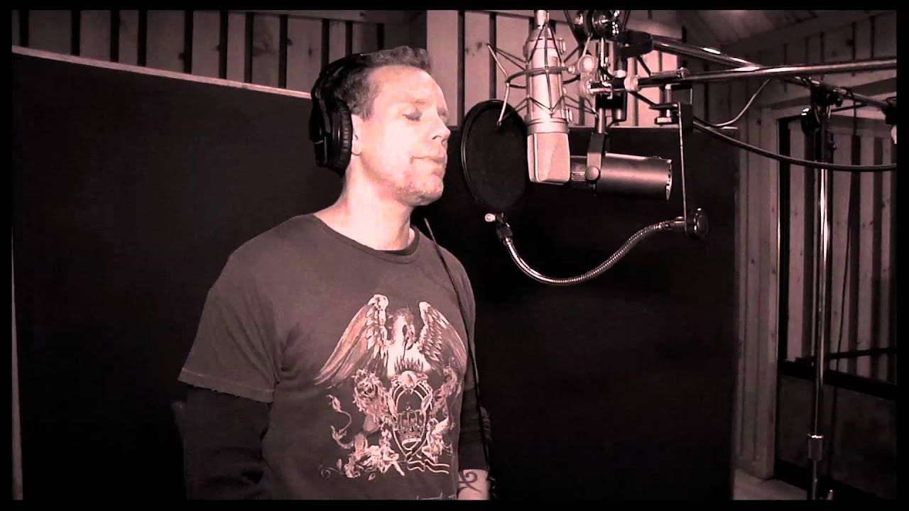 Adam Pascal Sings 