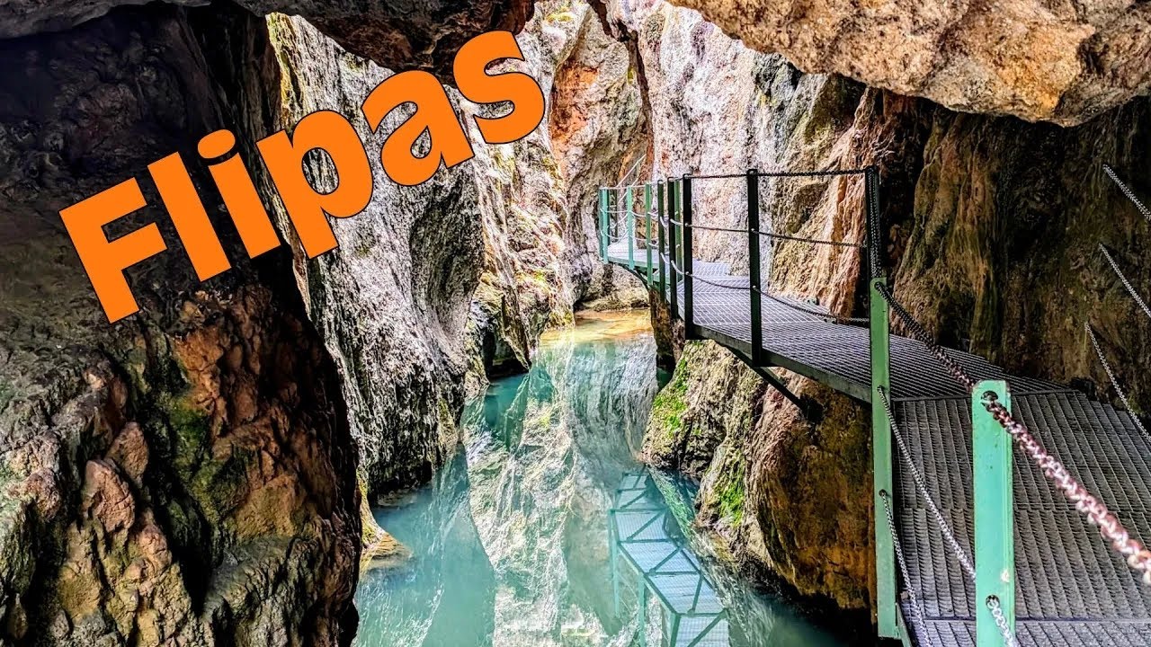 Pasarelas del Barranco de la Hoz en Calomarde (Teruel).
