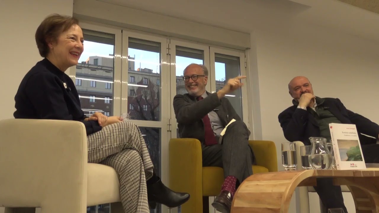 PRETÉRITO INDEFINIDO (Confidencias a un extraño), de Javier Garrigues, en Marcial Pons Librero