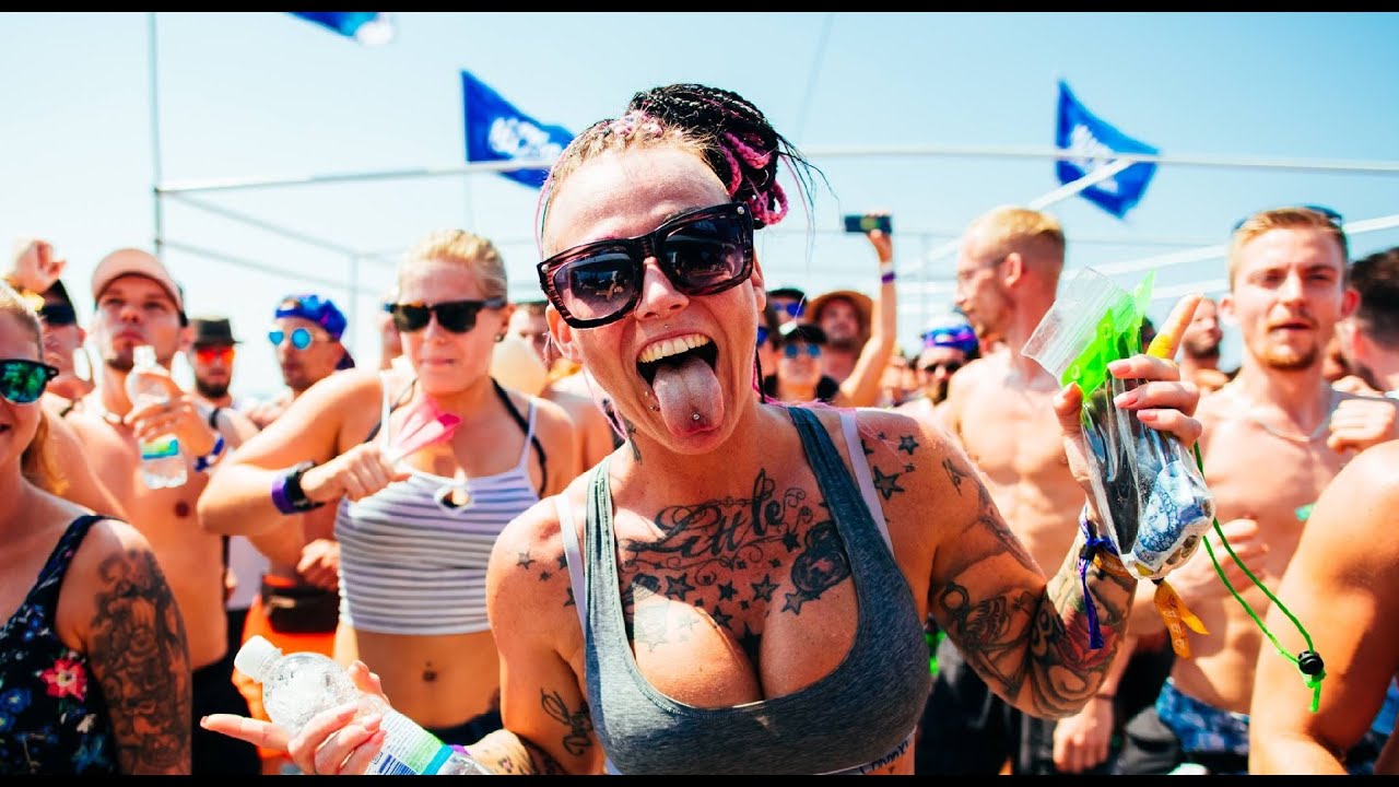 Jaymes Young - Infinity (Sghenny Frenchcore Bootleg) (Videoclip)