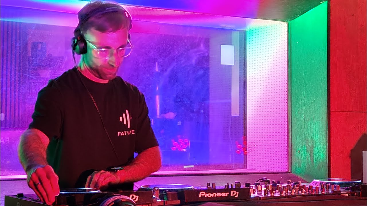 FATWAVE ON AIR | SESSION 020 | SPIN@ - OUT OF MY MIND (PROGRESSIVE HOUSE PLANET)