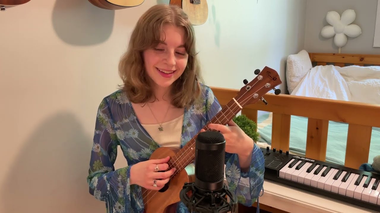 Blackbird ukulele cover (by The Beatles)