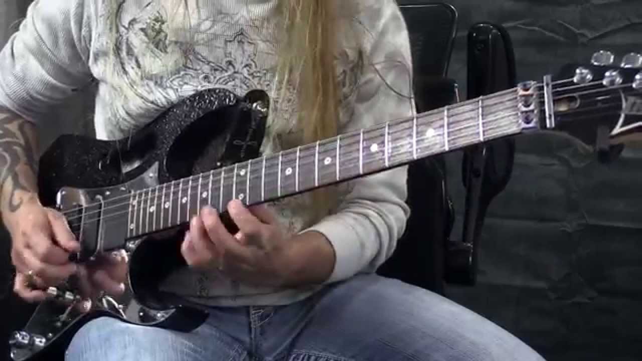 3 Lick Rock Guitar Solo - Easy! | Steve Stine | GuitarZoom.com