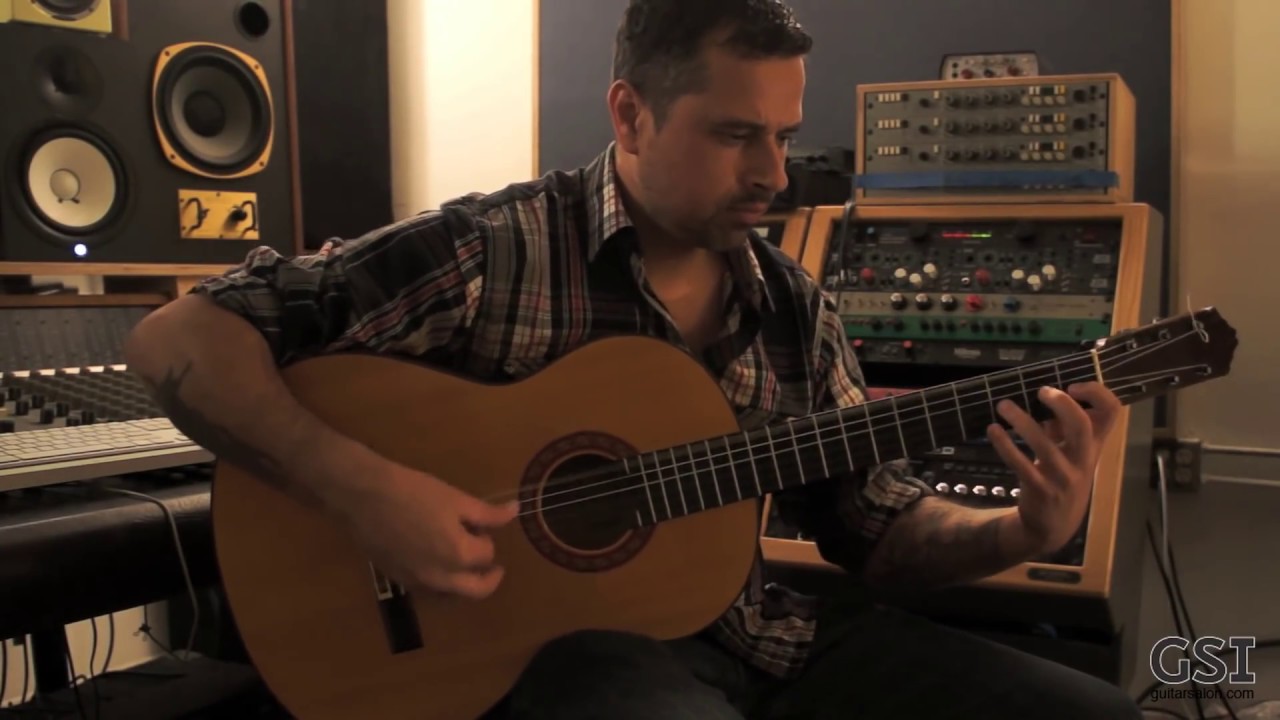 Ben Woods plays a Buleria on a 1967 Manuel Reyes