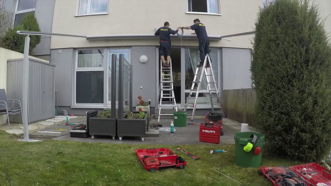 Montage einer Pergola