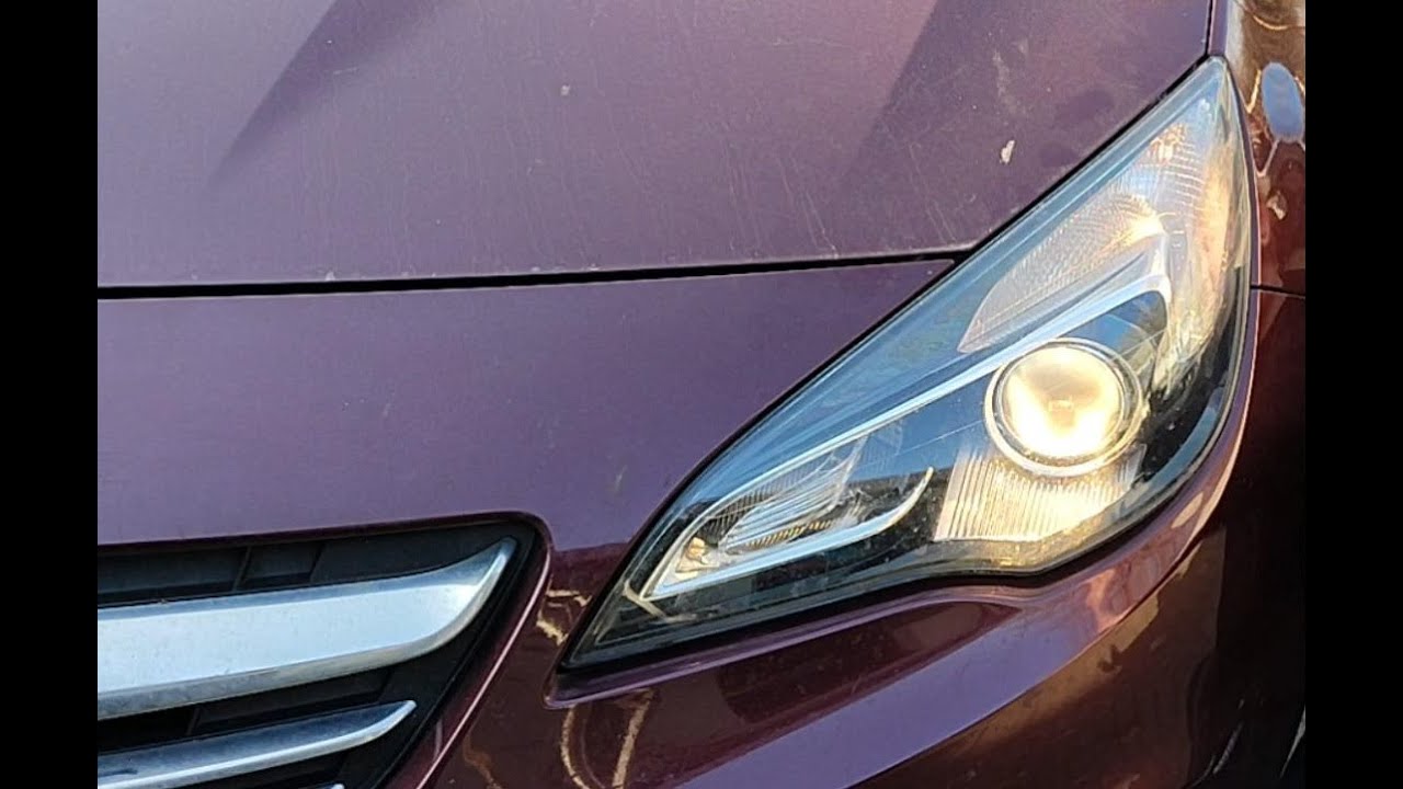Opel Cascada: Scheinwerfer Abblendlicht wechseln | Tutorial