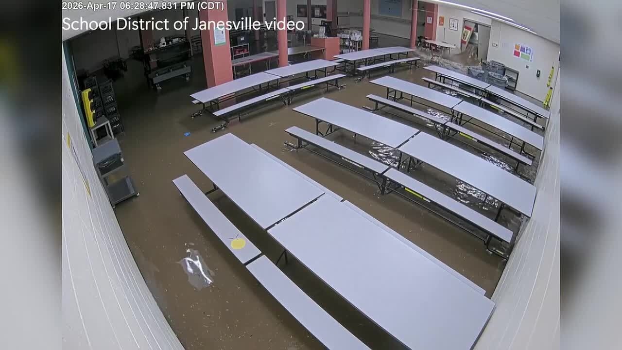 Ученики школы Washington Elementary начали учебный год в других зданиях из-за последствий наводнения