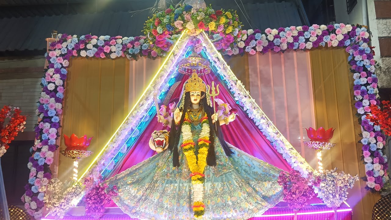 Gurmukh Chughria is live from Guru kripa mitra mandal ulhasnagar 3