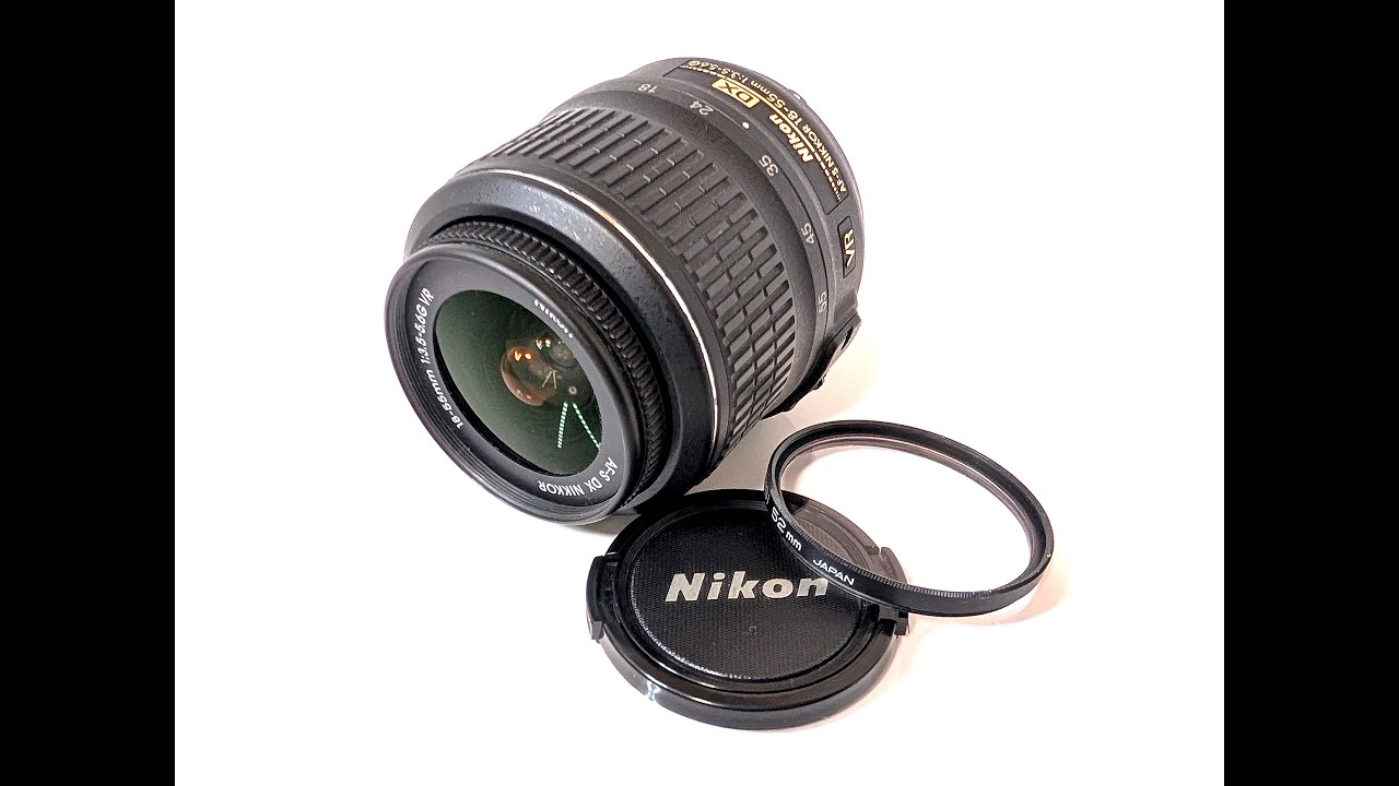 Nikon AF-S DX NIKKOR 18-55mm F3.5-5.6 G VR Auto Focus Lens