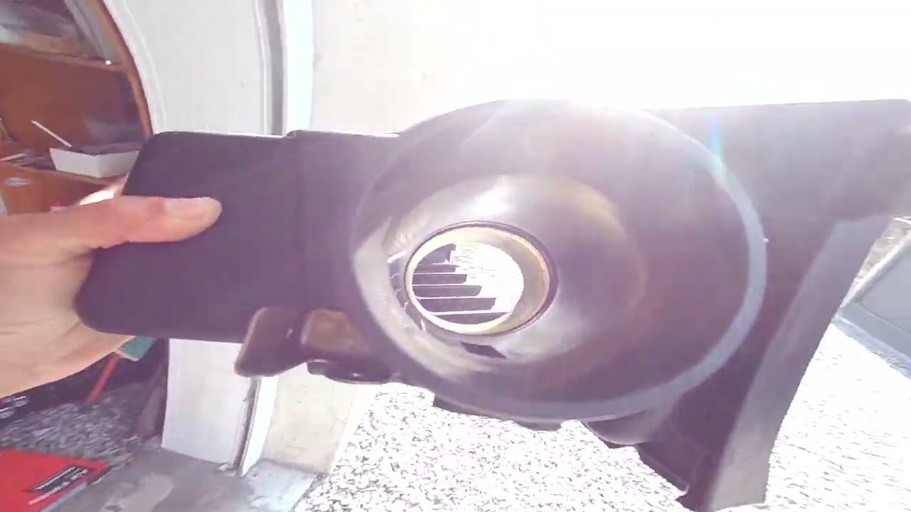 pulizia debimetro nissan xtrail t30  - mass air flow cleaning