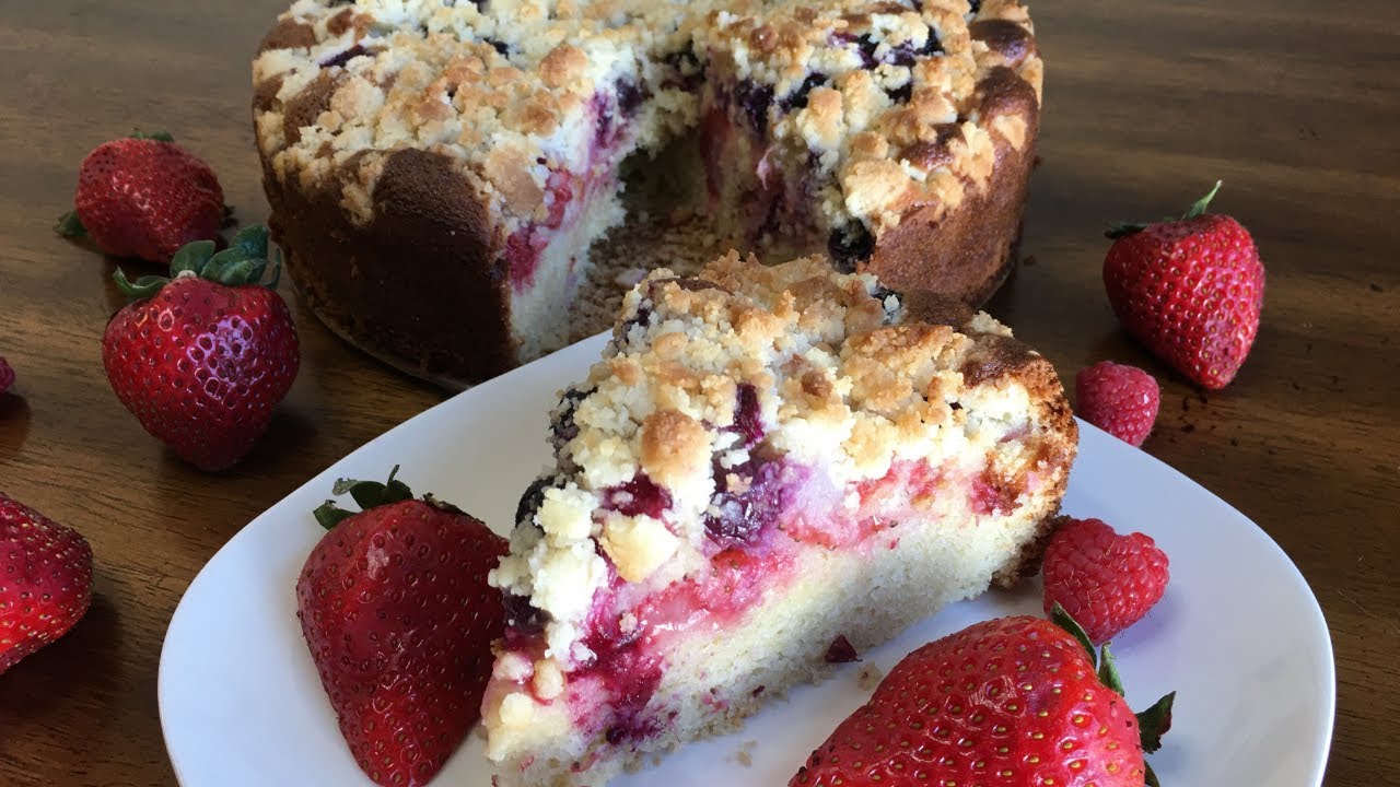 Como Hacer una Torta de Frutos Rojos/ Berries Crumb Cake Recipe