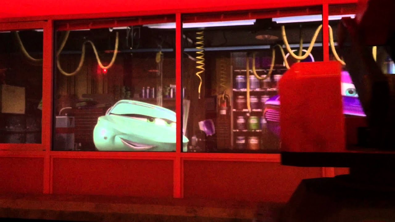 Radiator Springs Racers - Ramone's House of Body Art