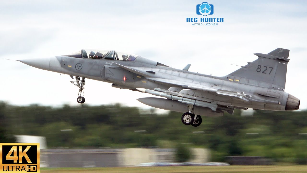 Three Saab JAS-39 Gripen planes at LOTOS Gdynia Aerobaltic 2021  #10