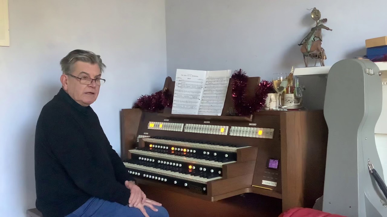 The Little Road to Bethlehem (Michael Head)