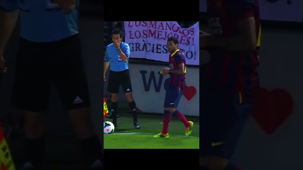 Dani Alves Banana time😅🍌🍌