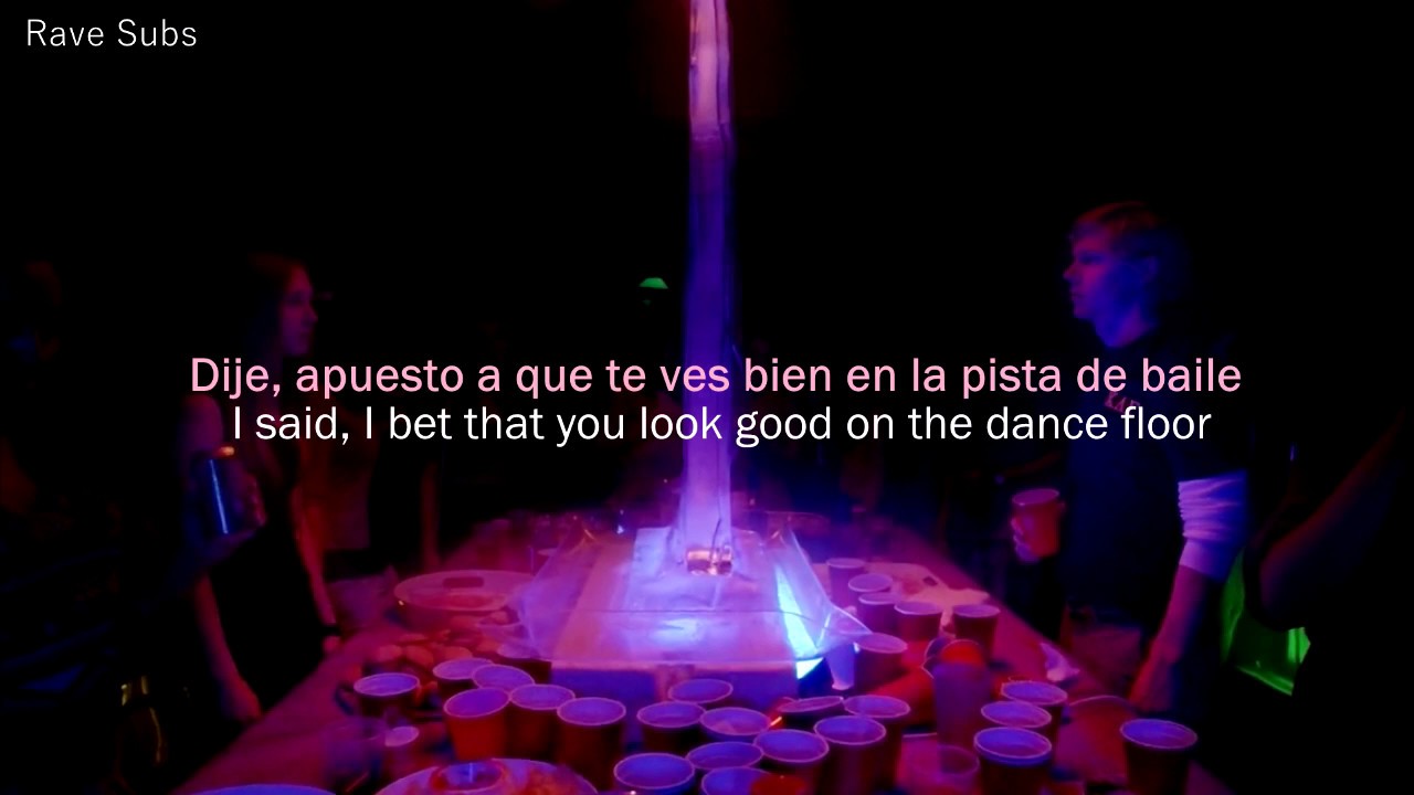 Arctic Monkeys - I bet that you look good on the dancefloor (Lyrics/Sub español)