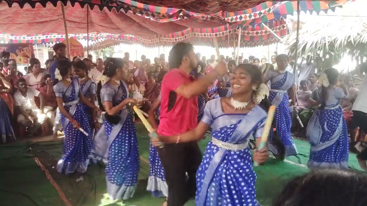 Sri Ganga bavani DJ kolatam adduru master Dali Naidu garu 7981868639.8985364414