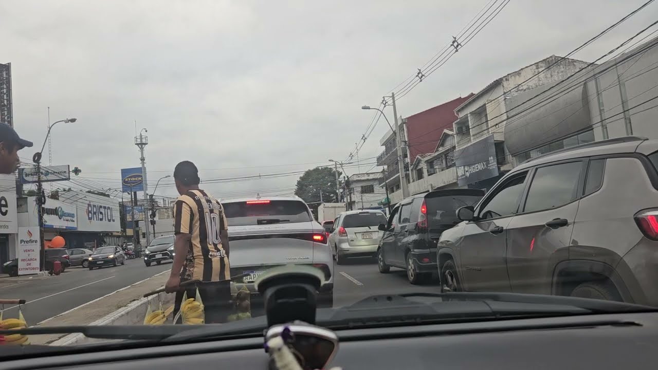 Recorriendo las calles de Asunción del Paraguay