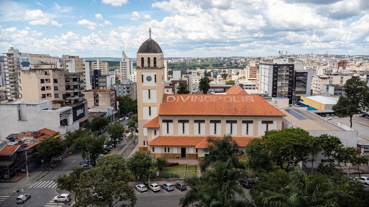 DIVINÓPOLIS / MINAS GERAIS