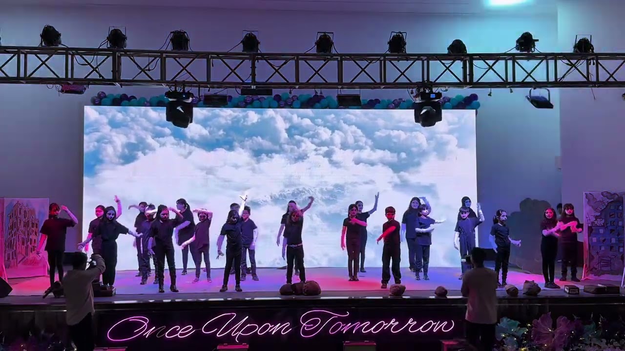 Maroon 5 Memories - Mimes Dance Performance 