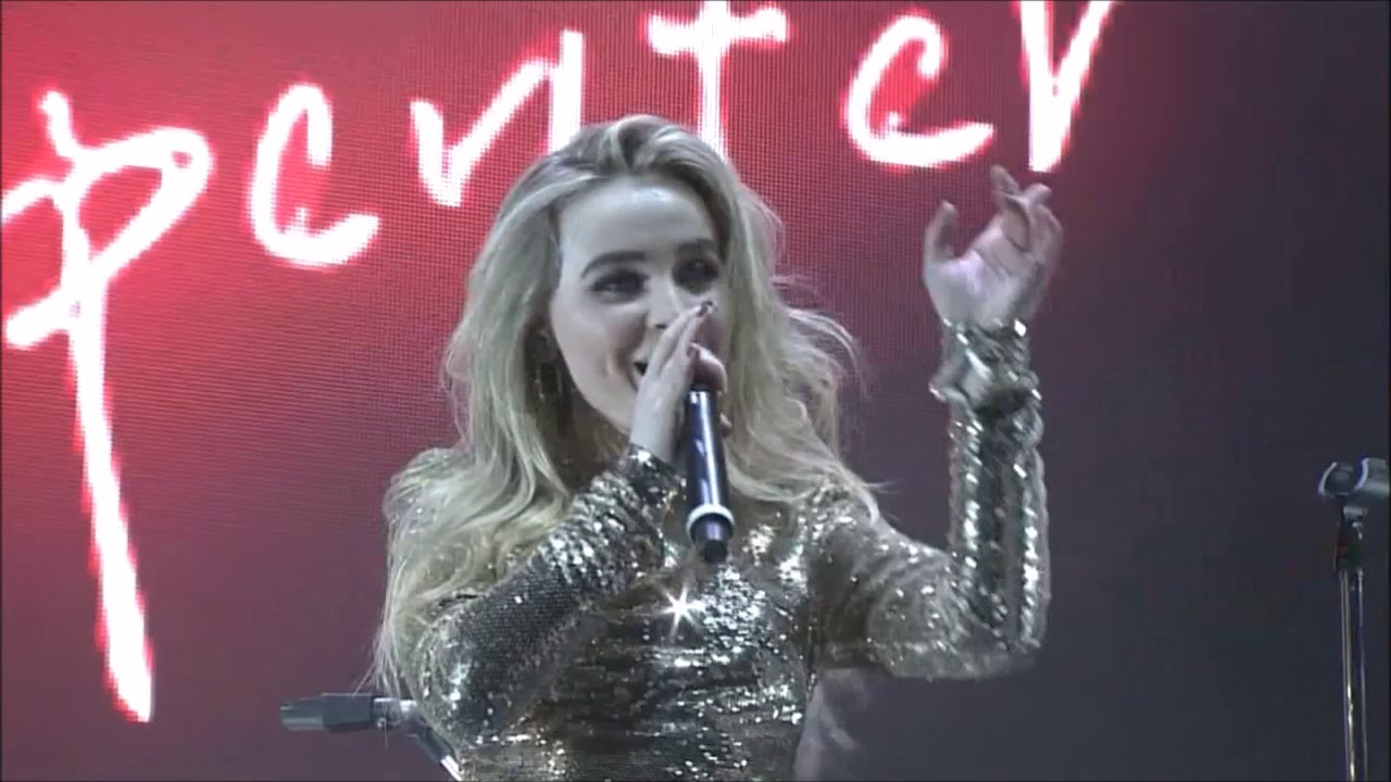 “Smoke and Fire” Sabrina Carpenter LIVE @POPSPRING2017🌸