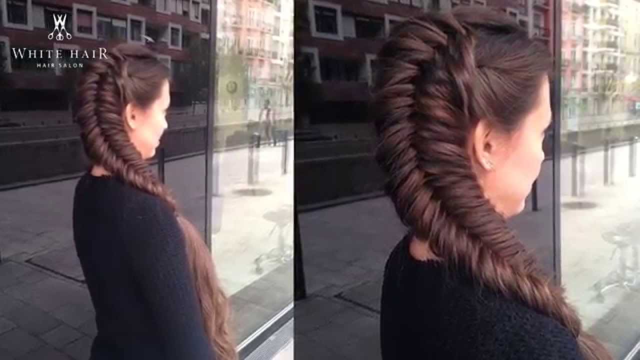White Hair Szalon - Fonási technikák - Féloldalas fordított halszálka fonás videó lépésről lépésre