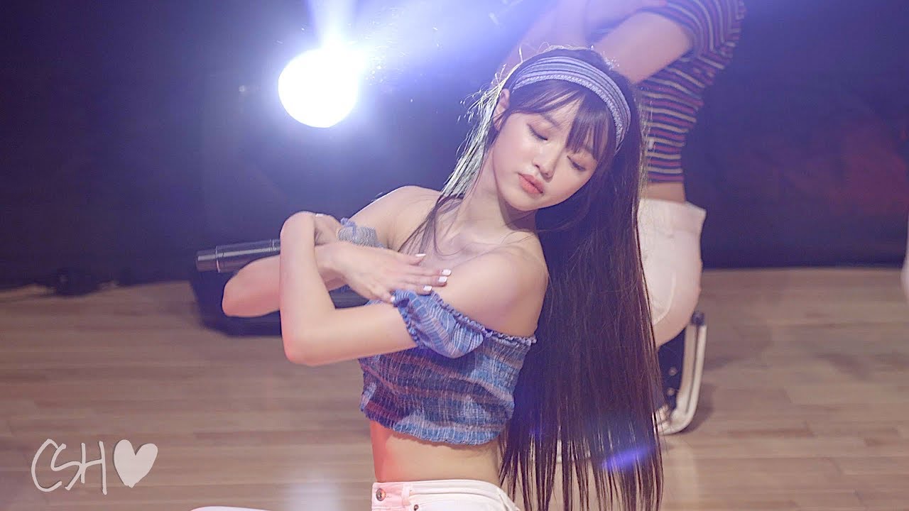 Re)190726 '비밀정원 Secret Garden' 오마이걸 유아 OHMYGIRL YOOA 익산육근스테이지 직캠 Fancam