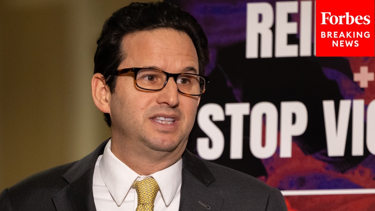 Brian Schatz Slams GOP For Blocking Vote To Fund FEMA, Other DHS Agencies Separately From ICE