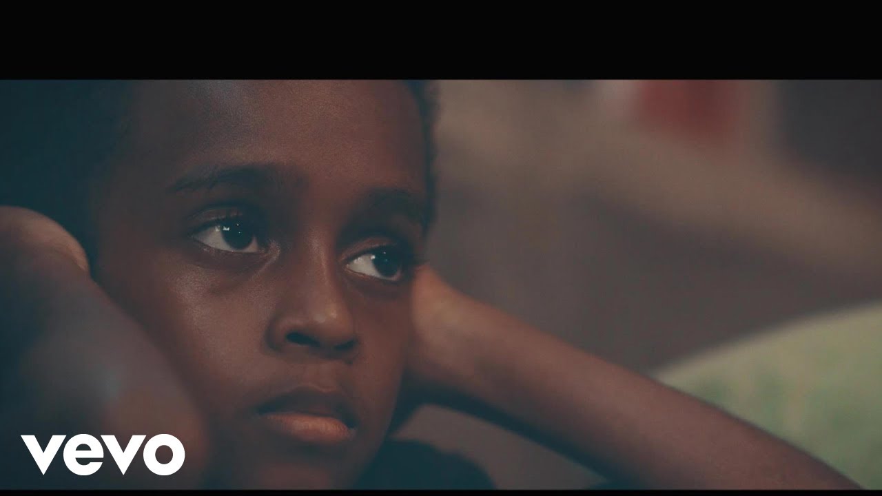 Stan and the Earth Force - It's only love (Official Music Video)