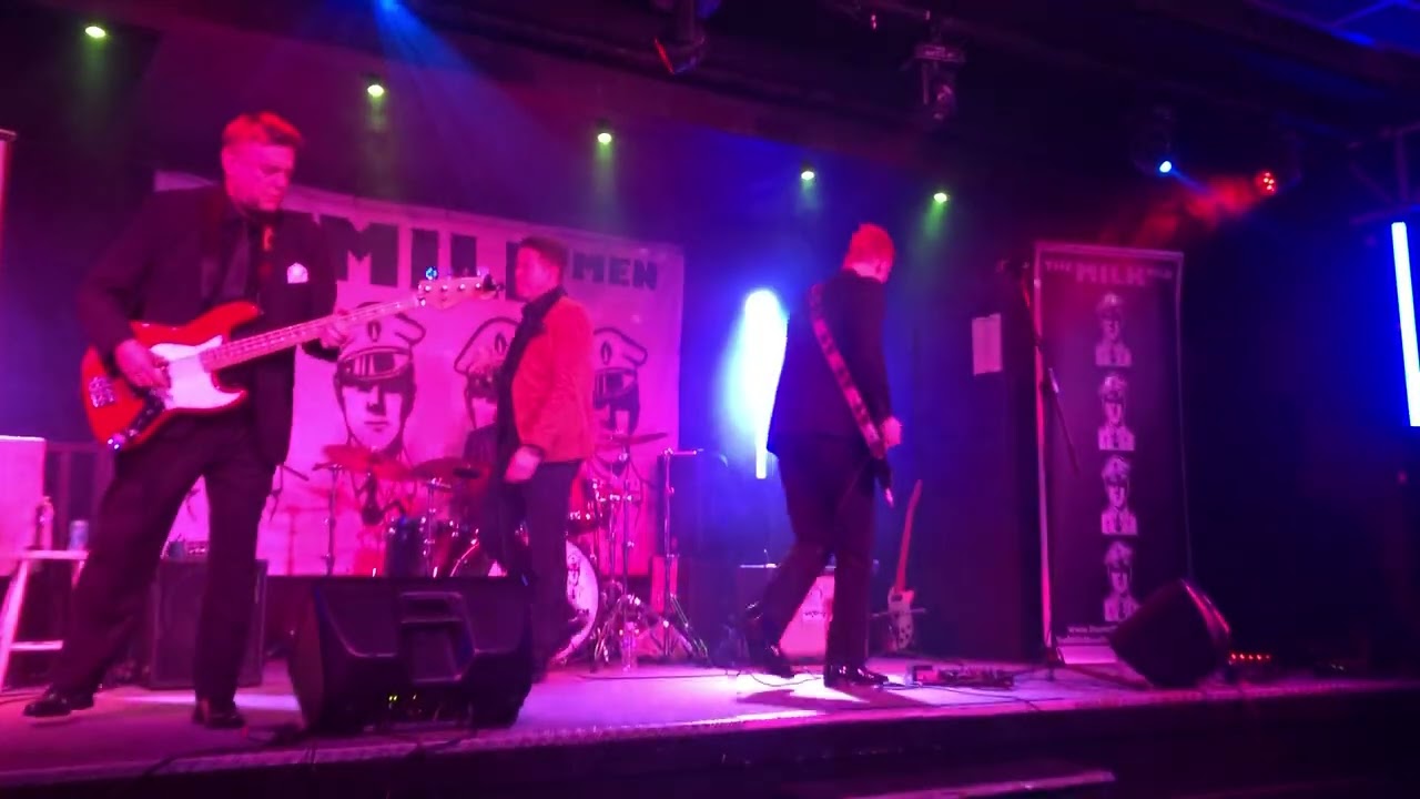 “I Can Tell” opens the show in typical style for The Milk Men making their debut gig at the H