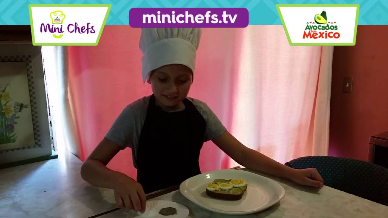 Esther's Avocado Egg Toast | Mini Chefs