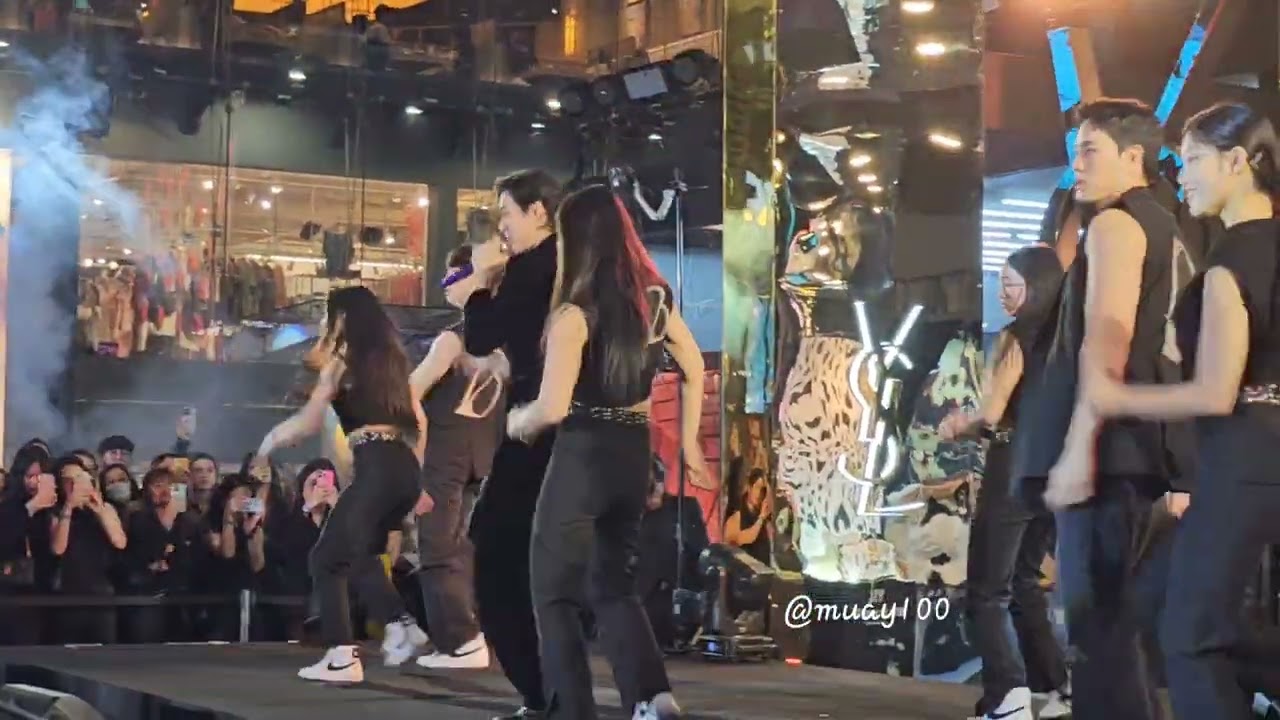 BamBam โชว์เพลง Rie or Die หล่อตาแตก ในงาน YSL FREEDOM TO LOVE ณ สยามพารากอน