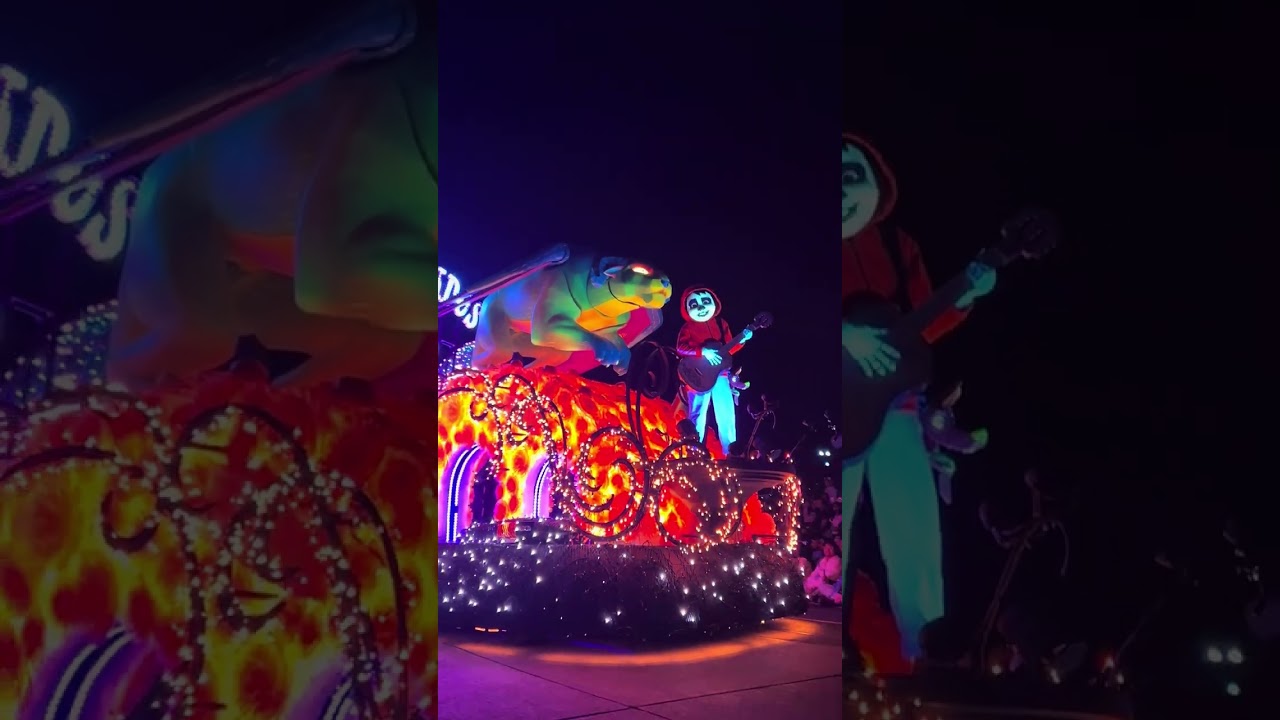 Disney World’s New Starlight Parade! Awesome!!